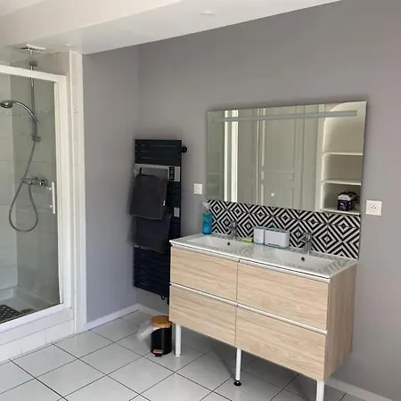 Semesterbostad Le Domaine Du Tronquoi. Vironchaux