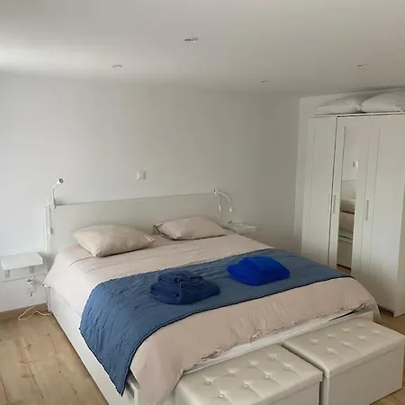 Le Domaine Du Tronquoi. Vironchaux