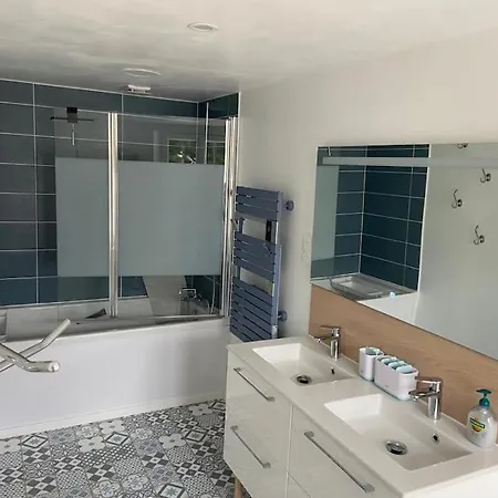 Le Domaine Du Tronquoi. Semesterbostad