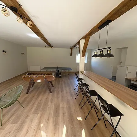 Le Domaine Du Tronquoi. * Vironchaux