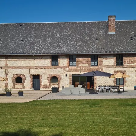 Semesterbostad Le Domaine Du Tronquoi.