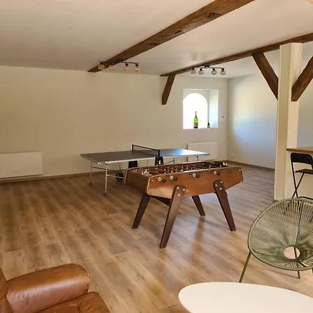 Le Domaine Du Tronquoi. Vakantiehuis Vironchaux