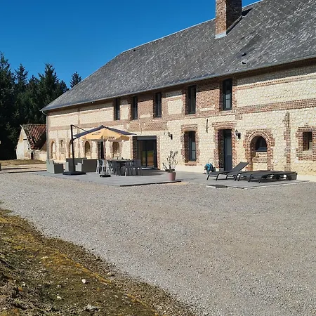 Le Domaine Du Tronquoi. Holiday home *